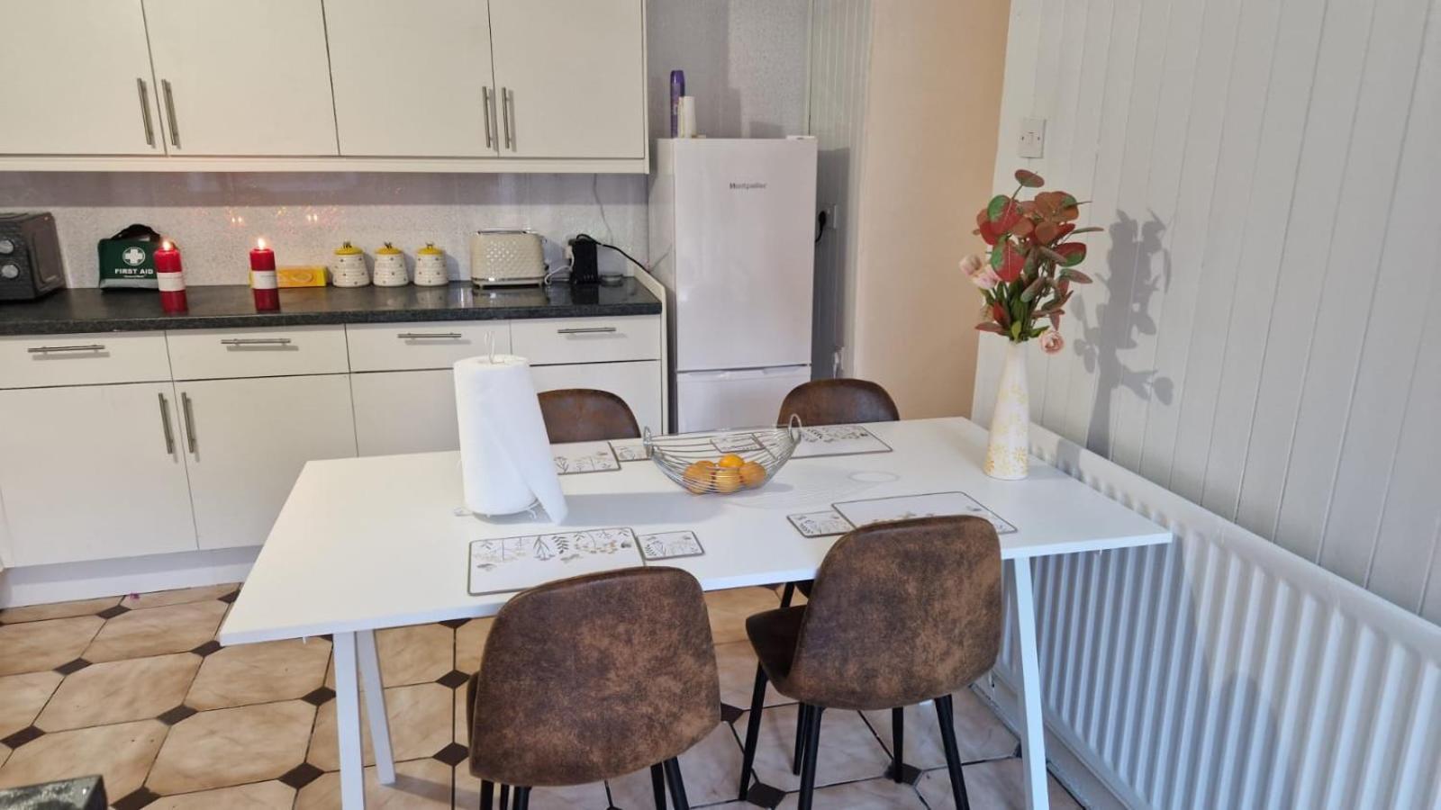 Amani Bungalow Brandon  Eksteriør bilde